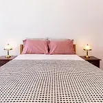 River Terrace - With 170 Sqm Private Terrace Апартаменты Тавира