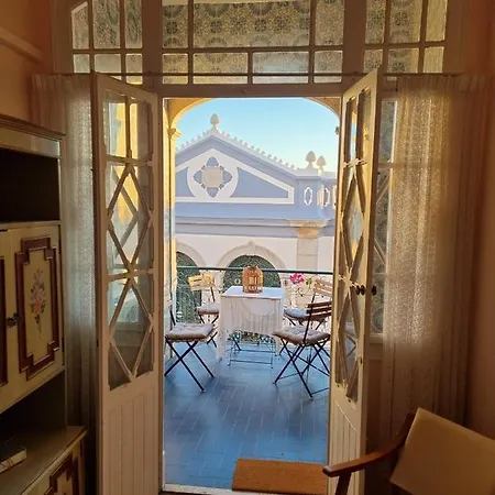 River Terrace - With 170 Sqm Private Terrace Lejlighed *