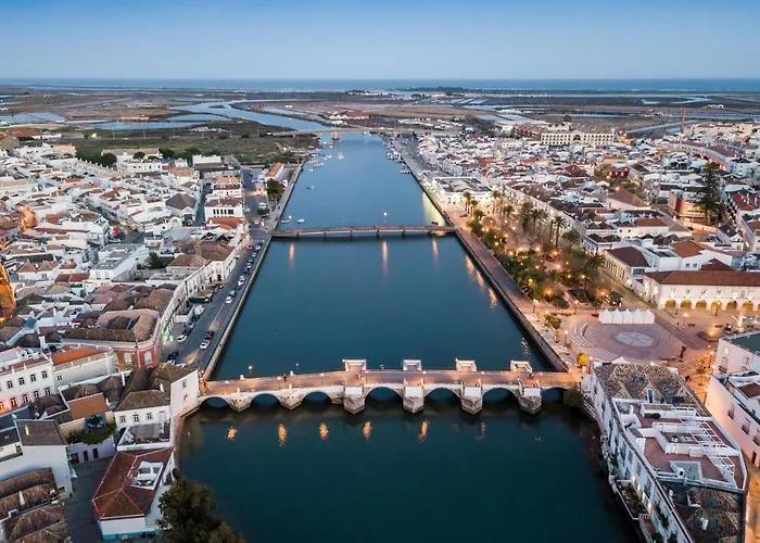 Apartment River Terrace - With 170 Sqm Private Terrace Tavira