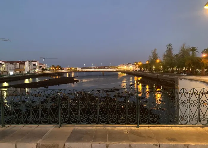 River Terrace - With 170 Sqm Private Terrace Appartamento *